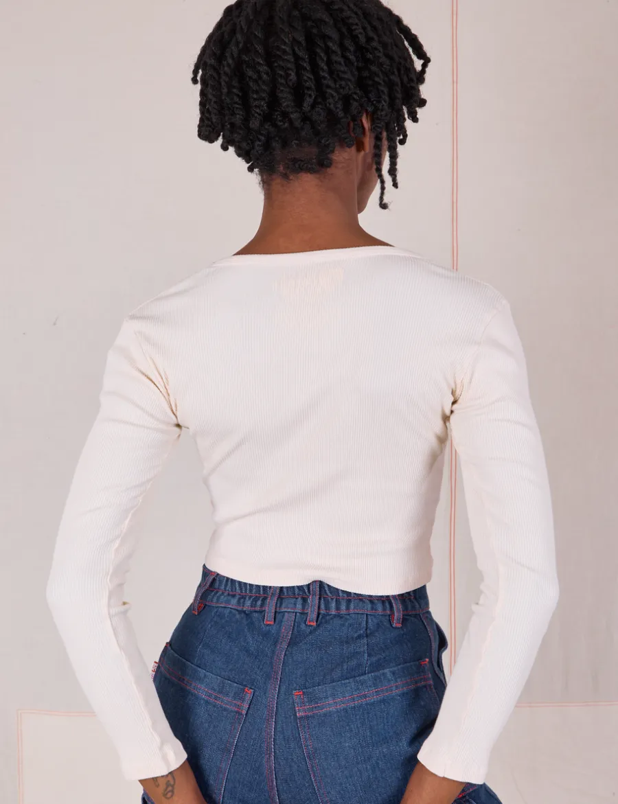 Hot Long Sleeve V-Neck Tee - *FINAL SALE* V-Necks|V-Necks