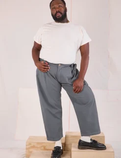Sale Mid-Rise Pleated Trousers - Trousers